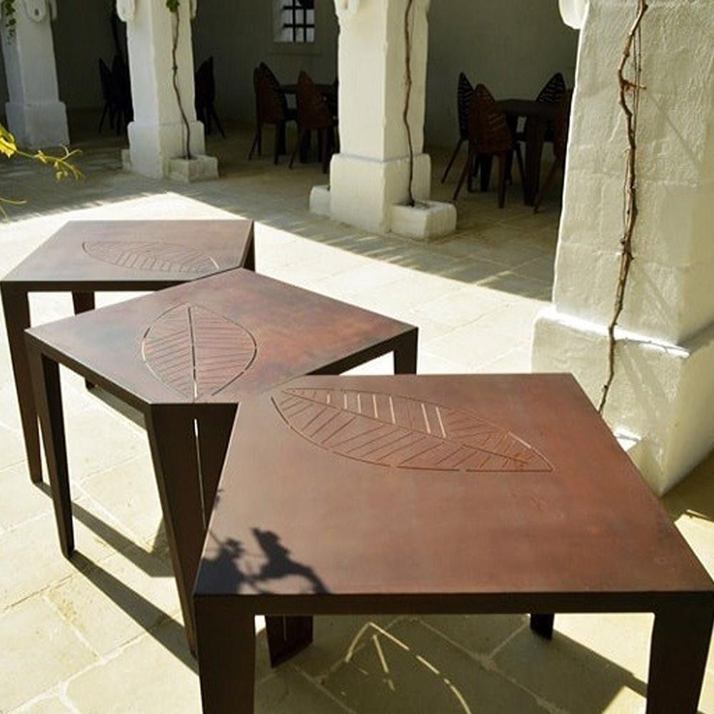 Tavolo in corten Lila