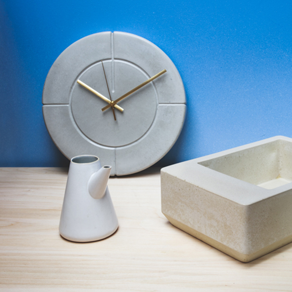 Groove clock