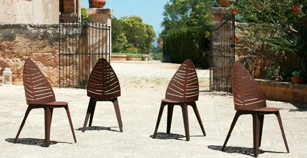  Lila, sedia in corten
