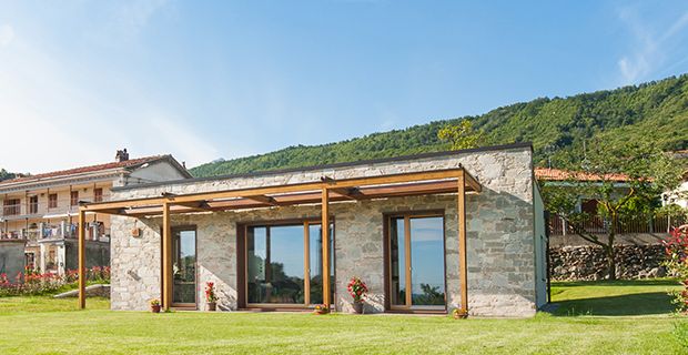  vista del prospetto sud del primo edificio&nbsp;Passivhaus Plus in Italia